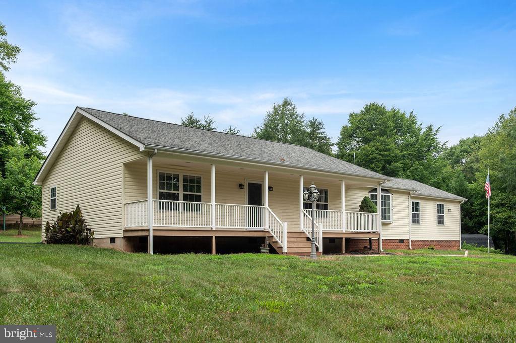857 TALL PINES DRIVE