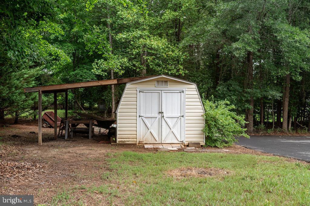 857 TALL PINES DRIVE
