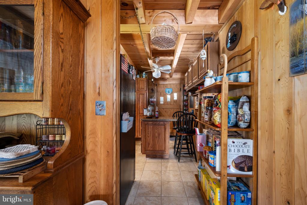 2316 VALENTINE DRIVE