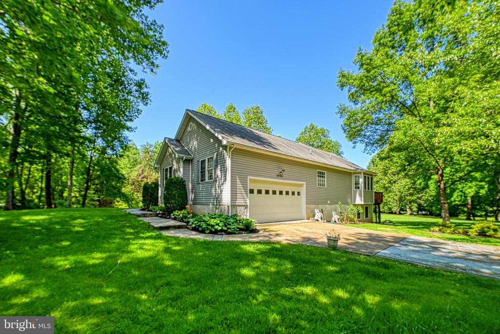 2406 VALENTINE DRIVE
