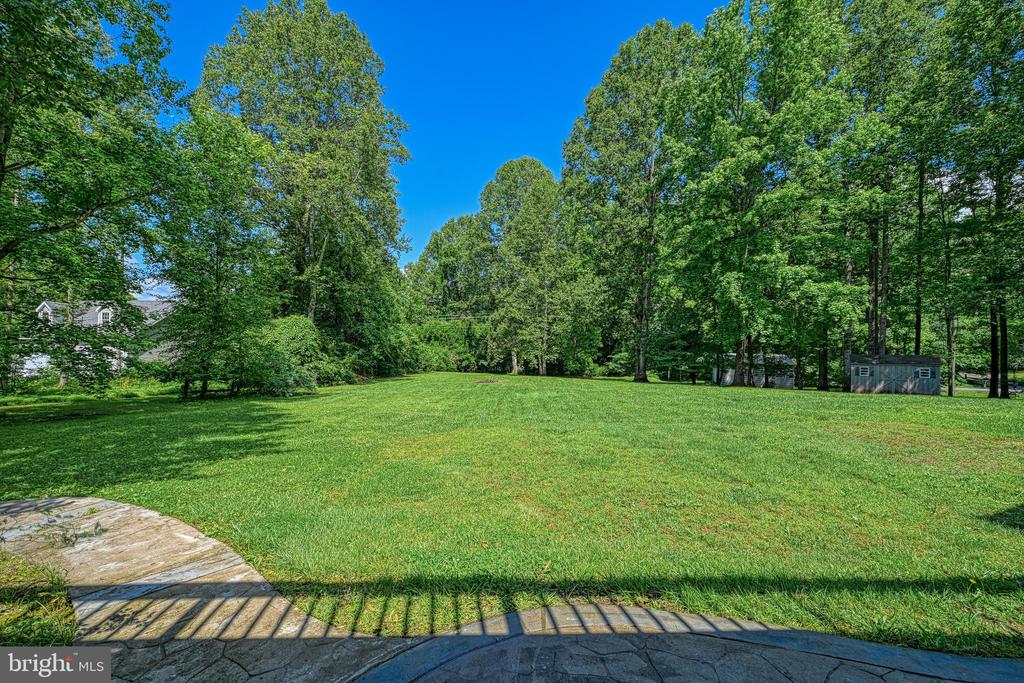 2406 VALENTINE DRIVE