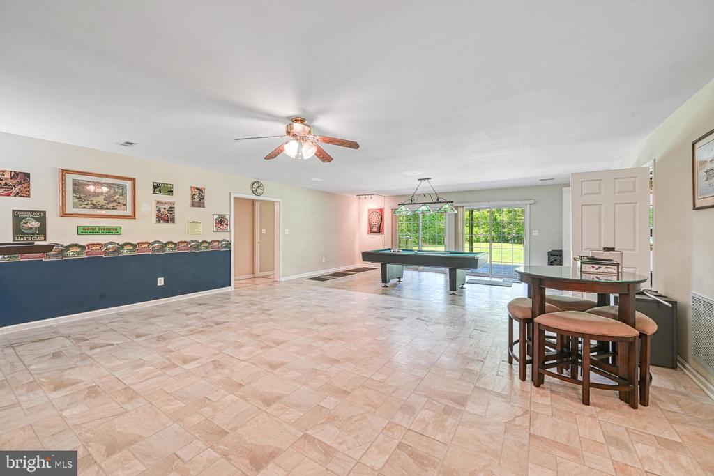 2406 VALENTINE DRIVE