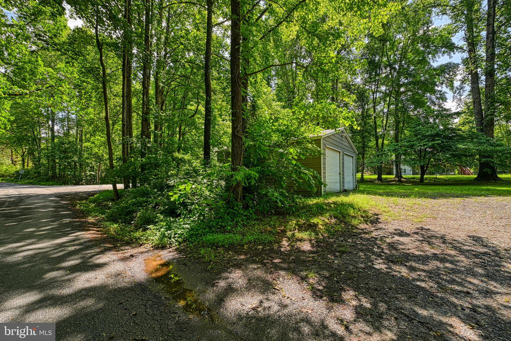2406 VALENTINE DRIVE