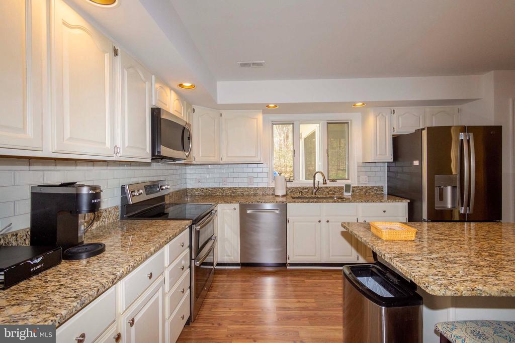 11523 RED ROCK LANE