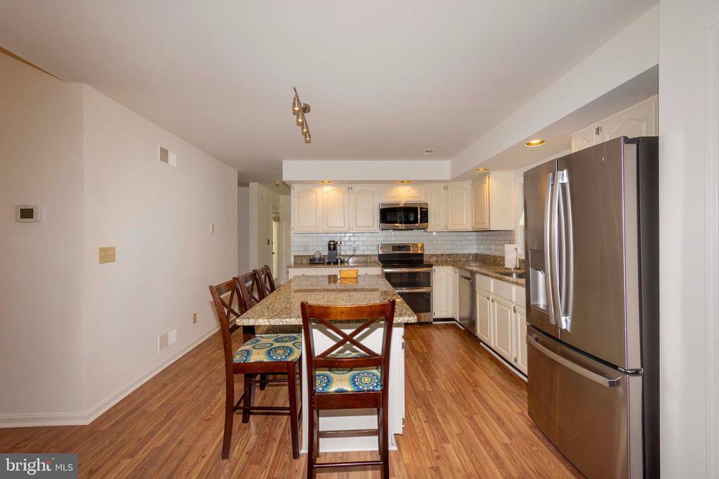 11523 RED ROCK LANE
