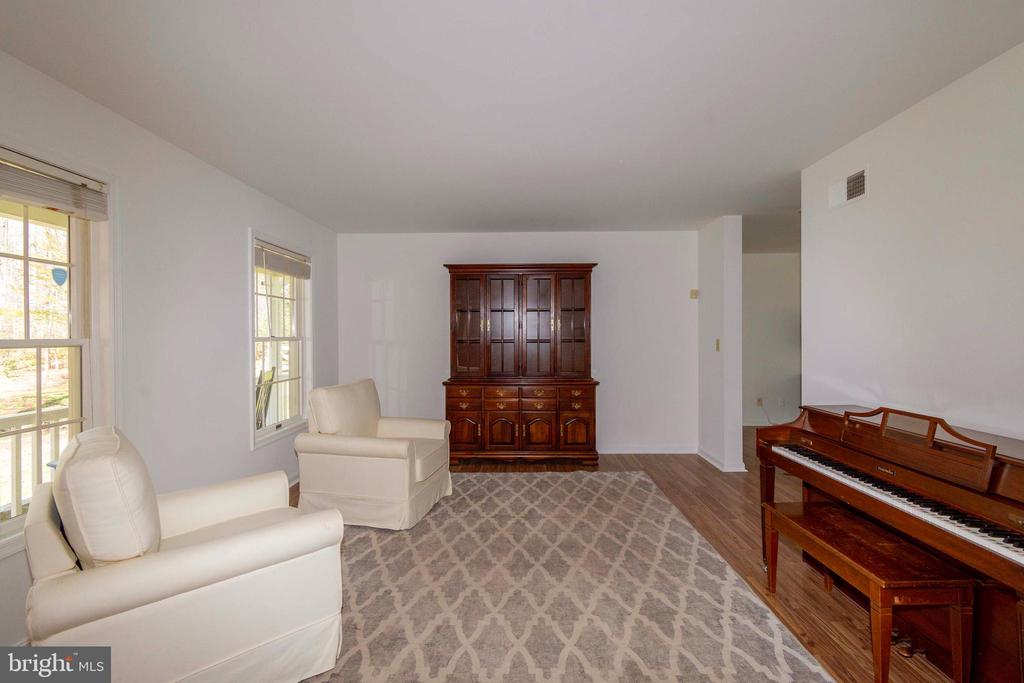 11523 RED ROCK LANE