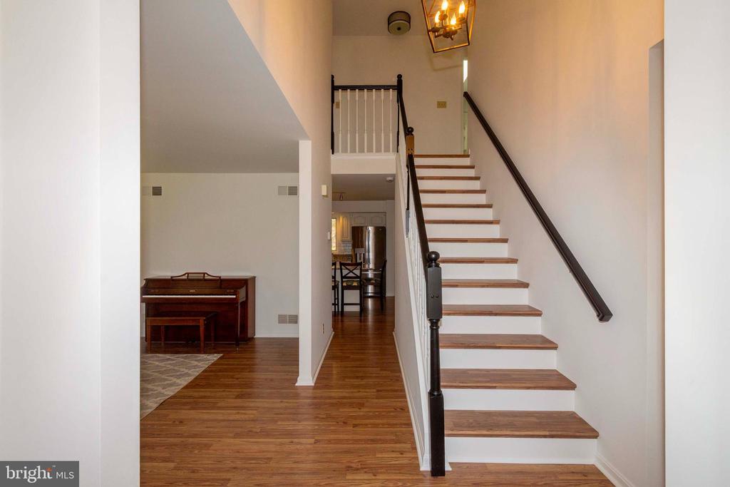 11523 RED ROCK LANE