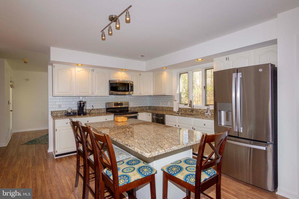 11523 RED ROCK LANE