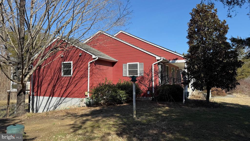 6408 MATTHEW LANE