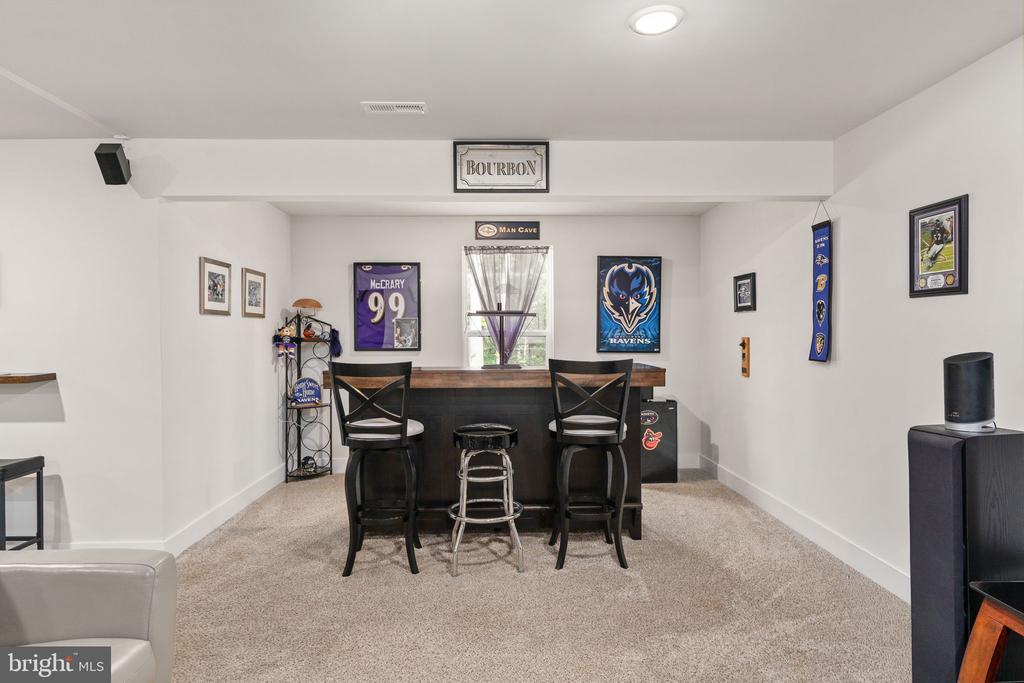 15318 RED OAK LANE