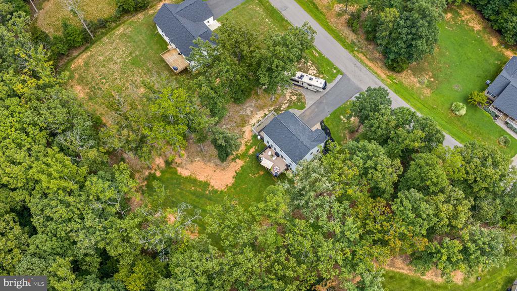 5221 WYNDEMERE CIRCLE