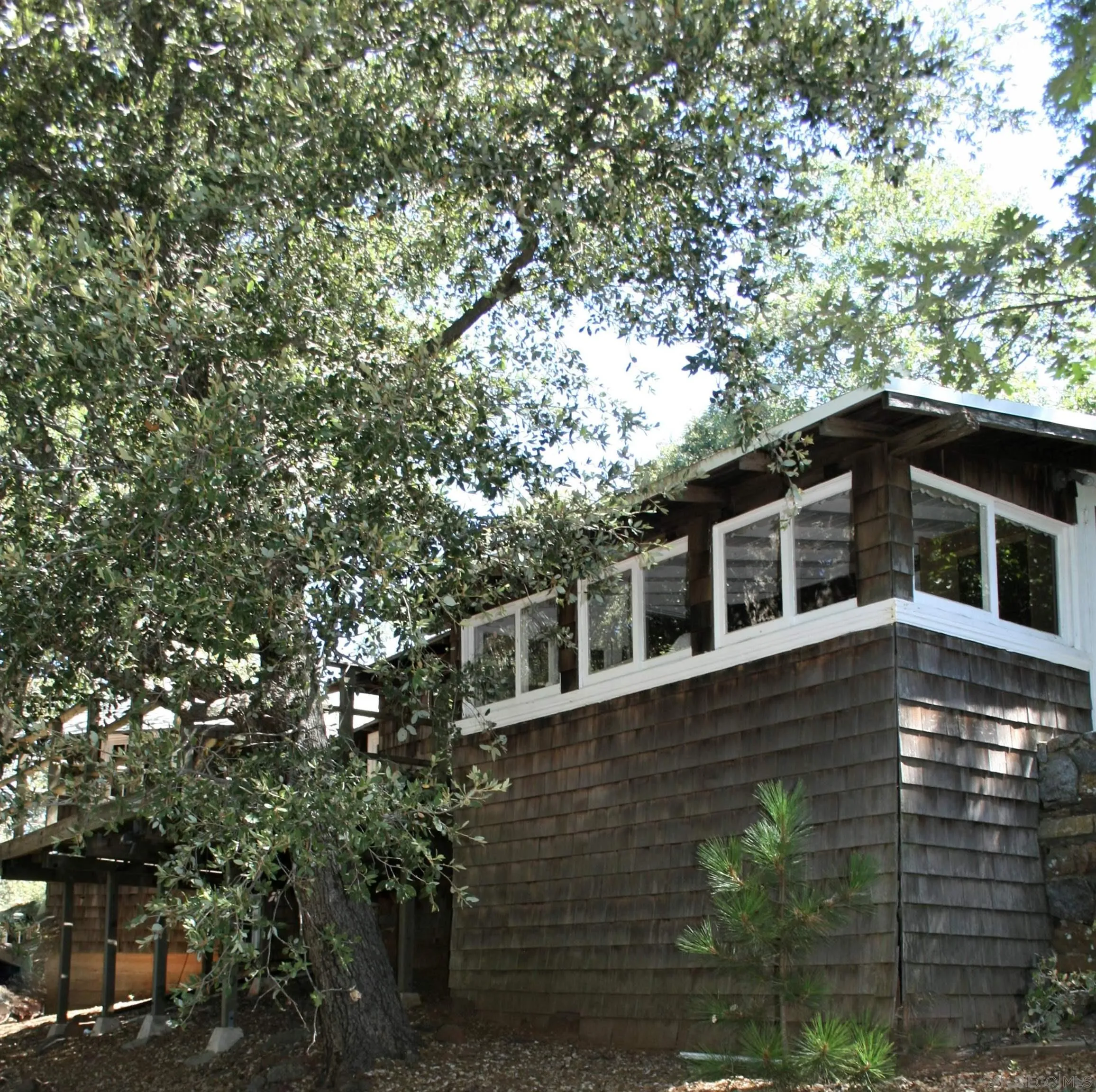 4635 Luneta Dr