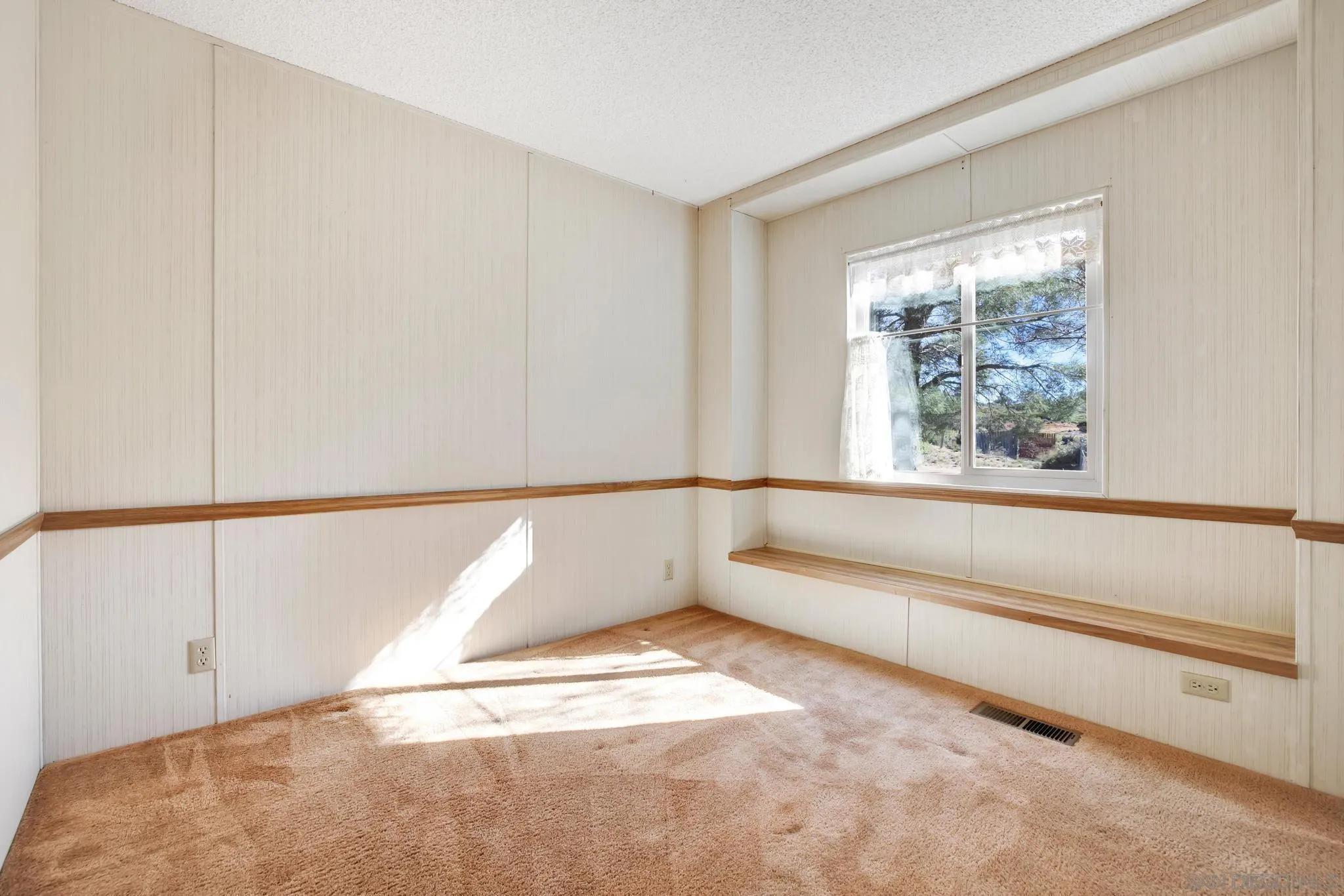 3628 Emerald Drive