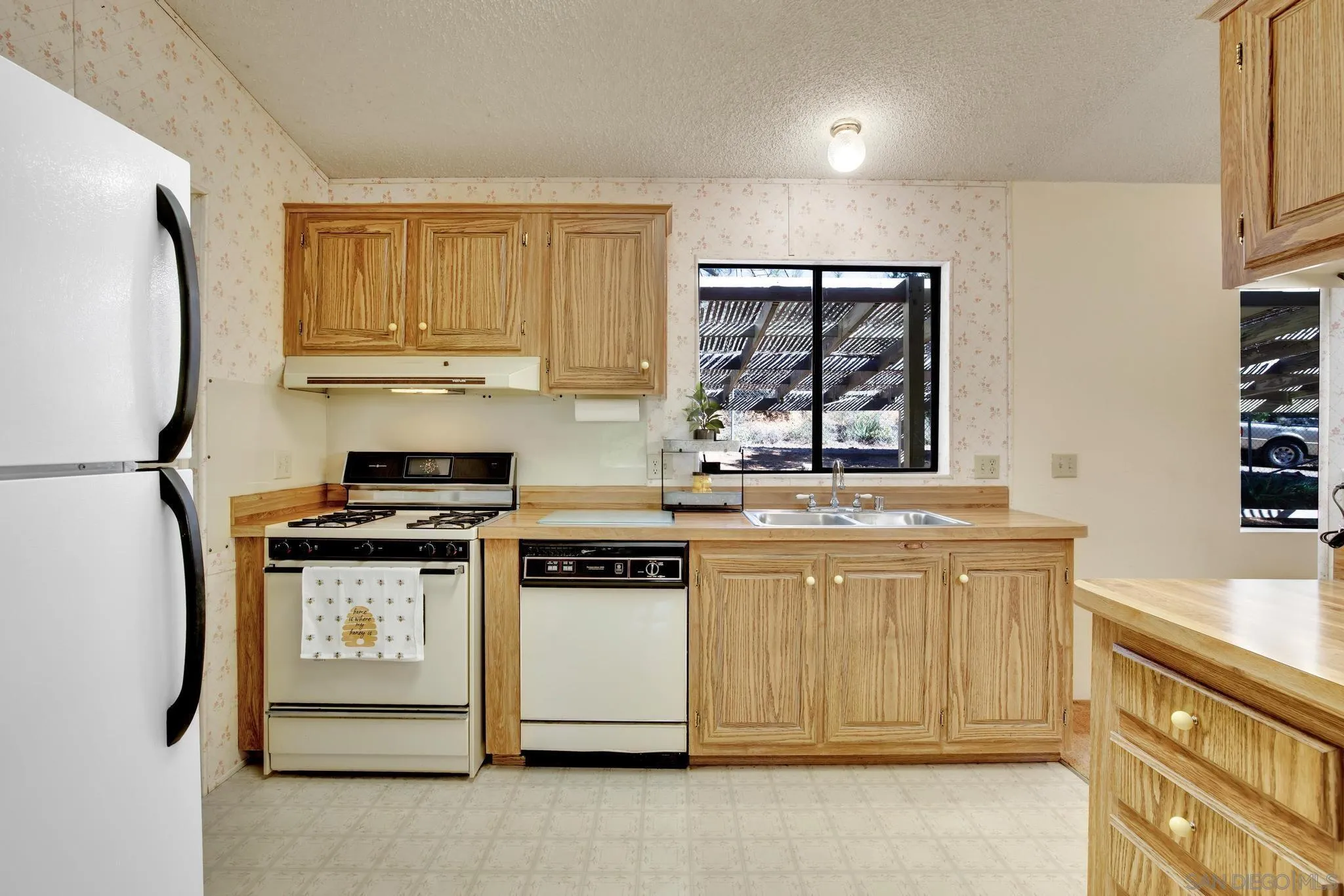 3628 Emerald Drive