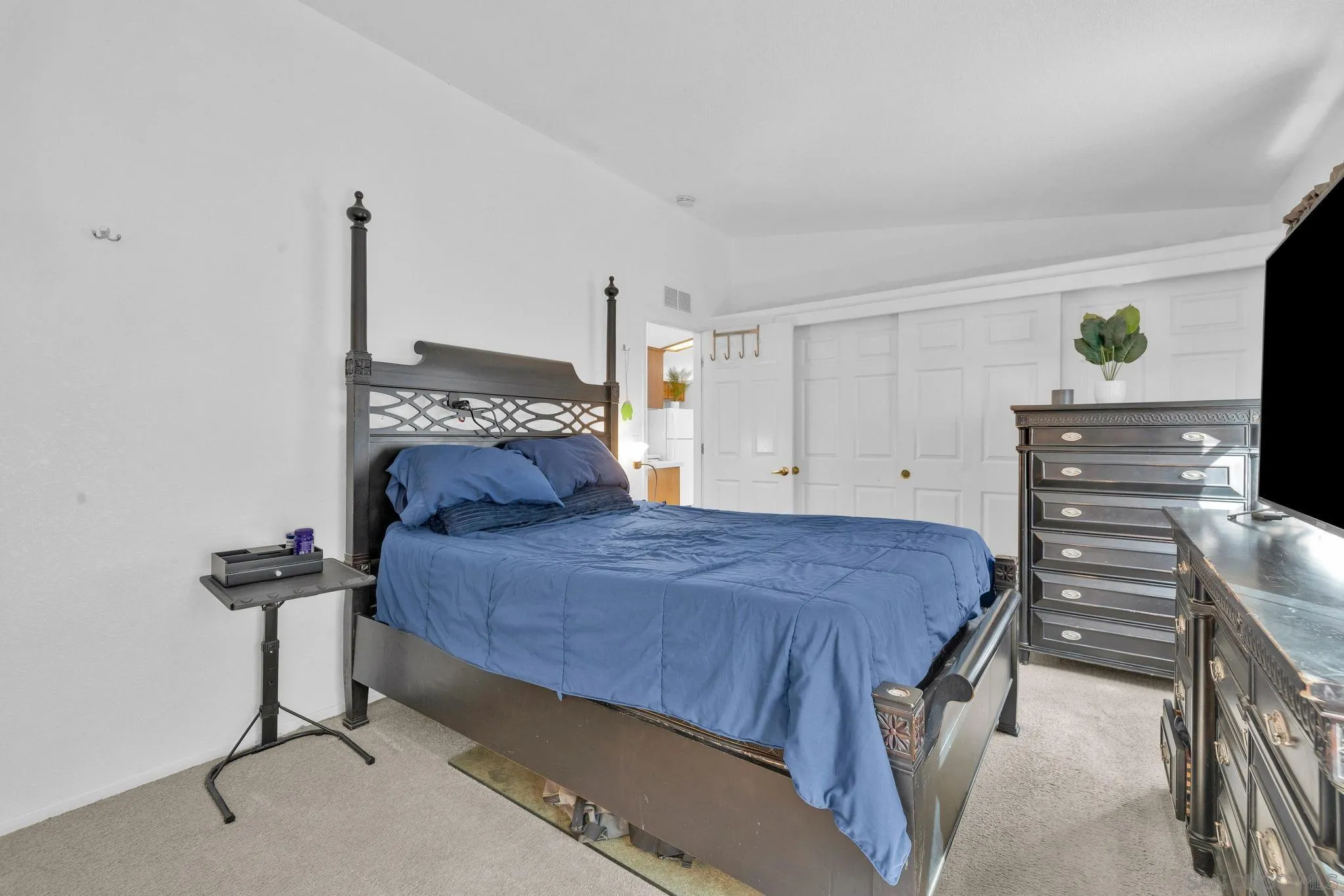 3247 Canyon Dr
