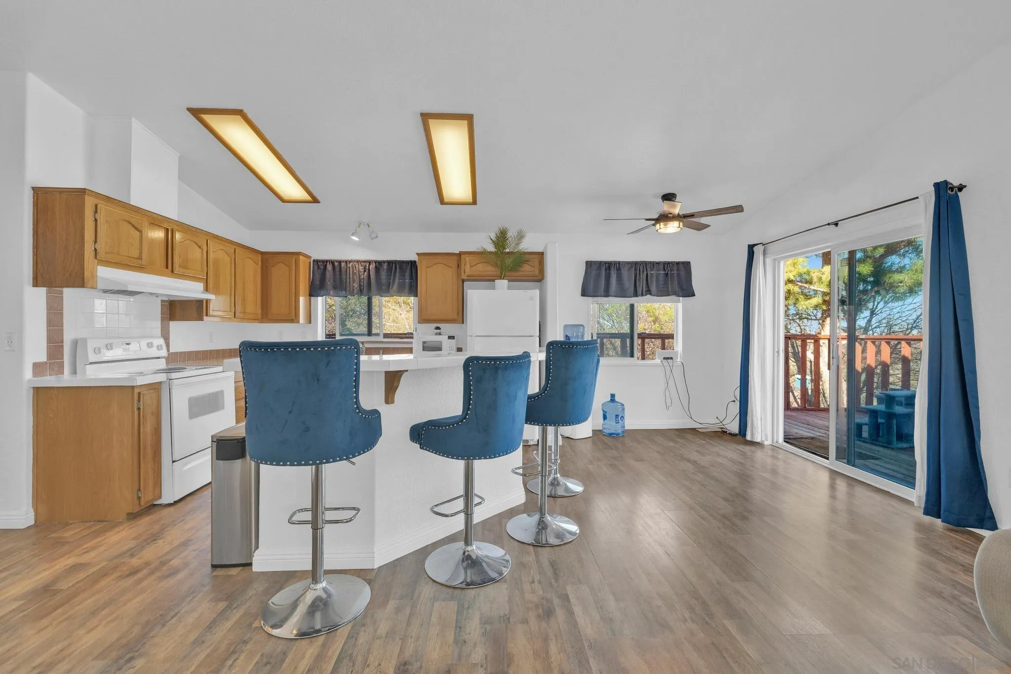3247 Canyon Dr
