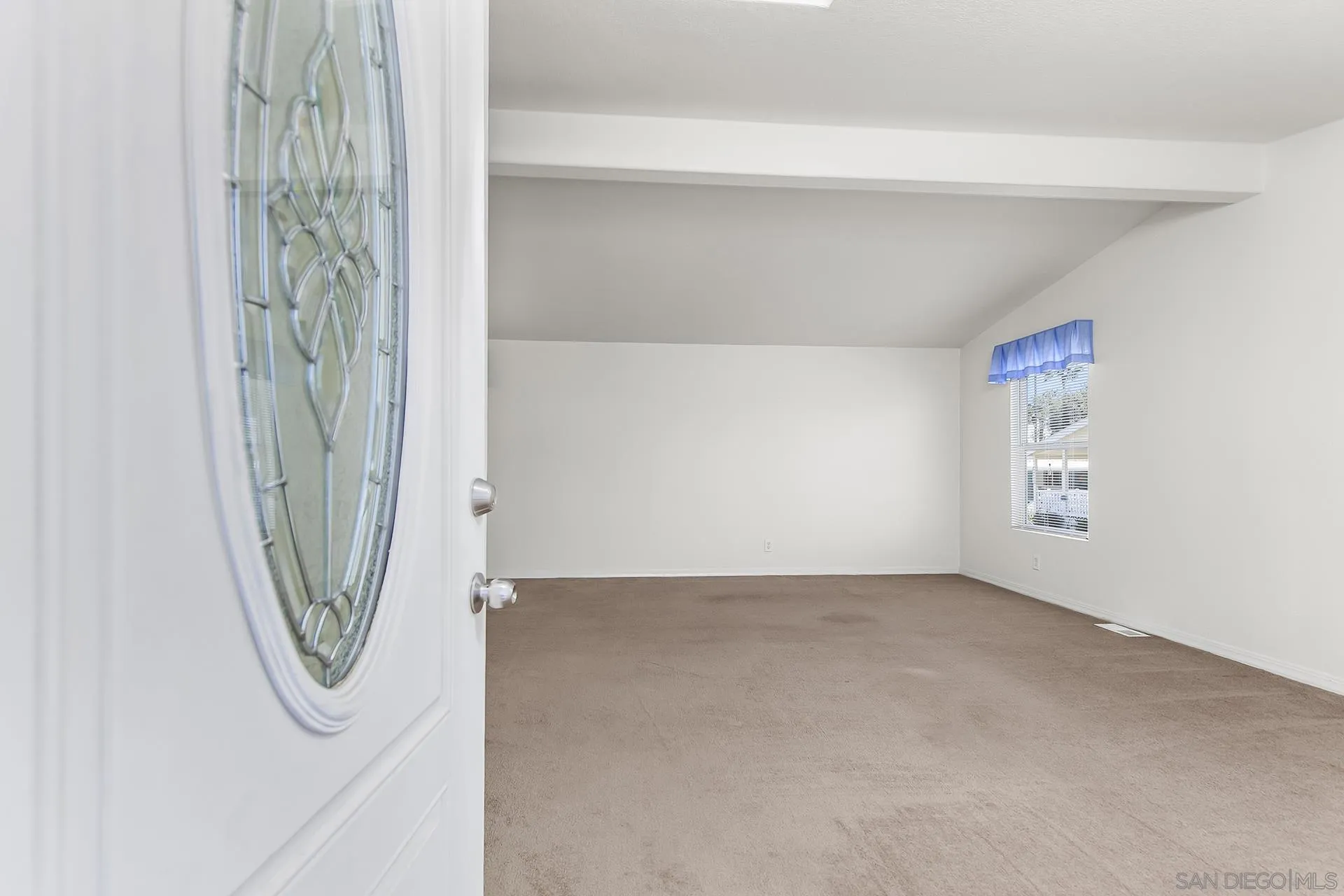 14093 Pomegranate Avenue Space 216 Unit 216