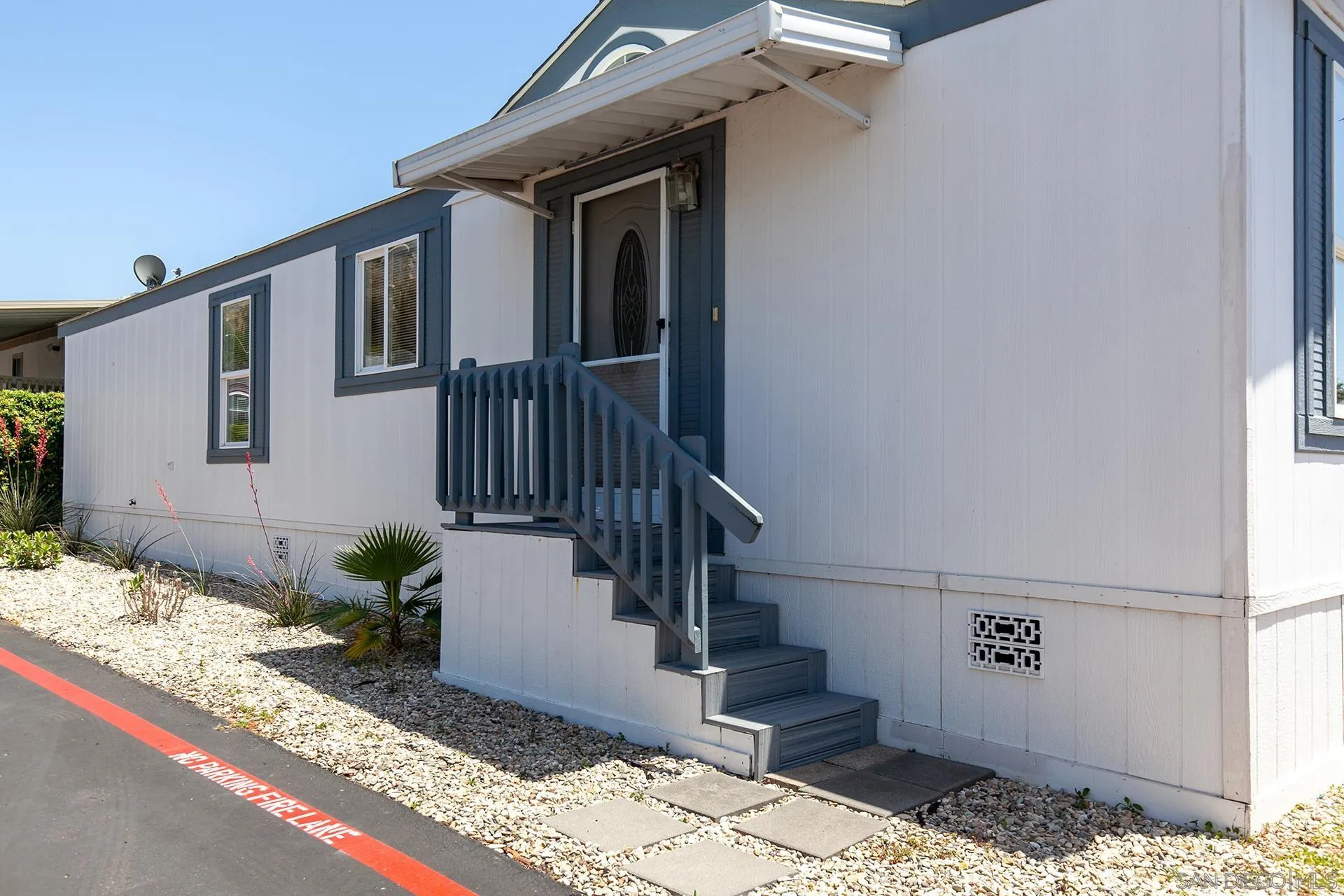 14093 Pomegranate Avenue Space 216 Unit 216