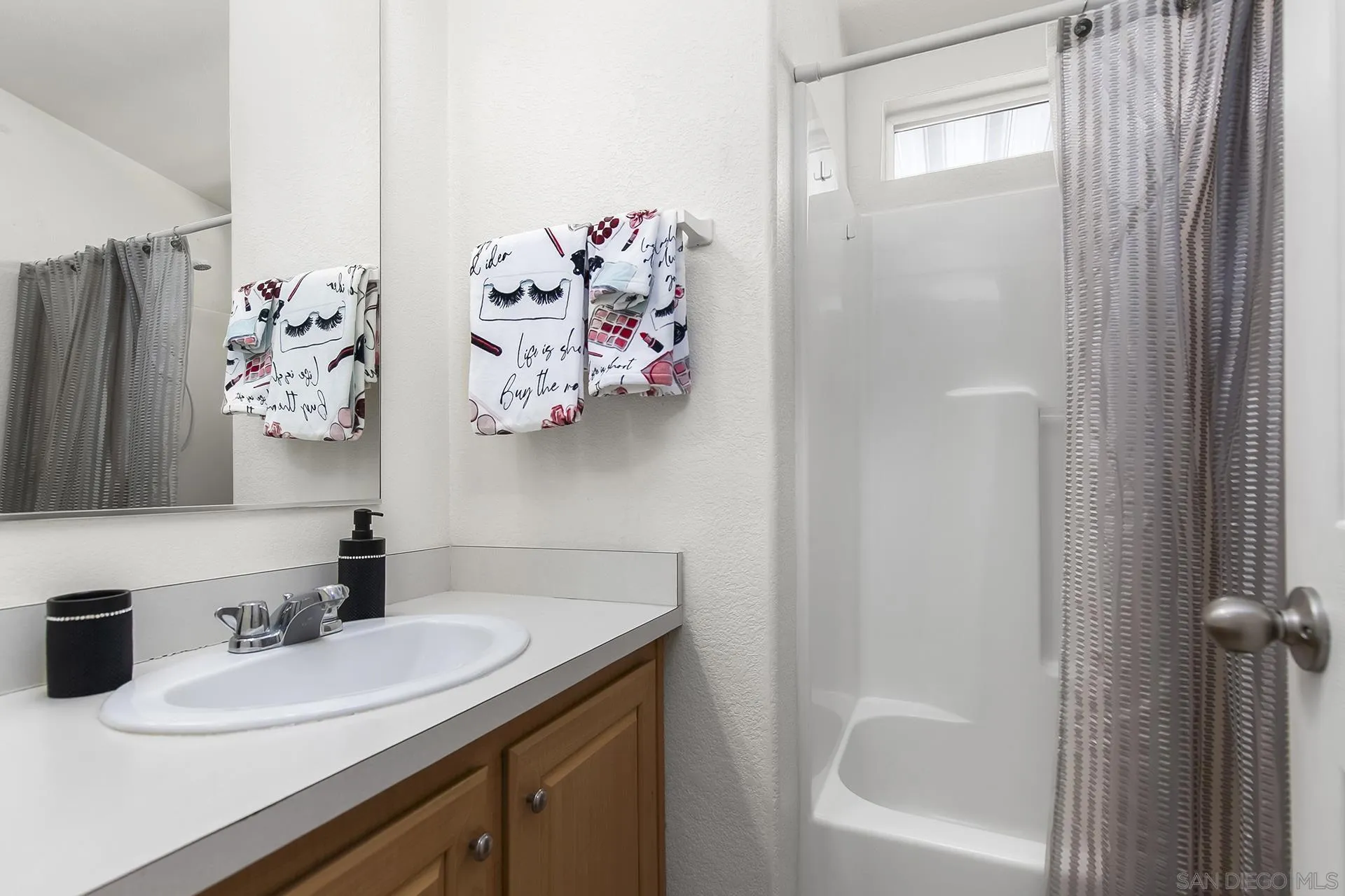 14093 Pomegranate Avenue Space 216 Unit 216