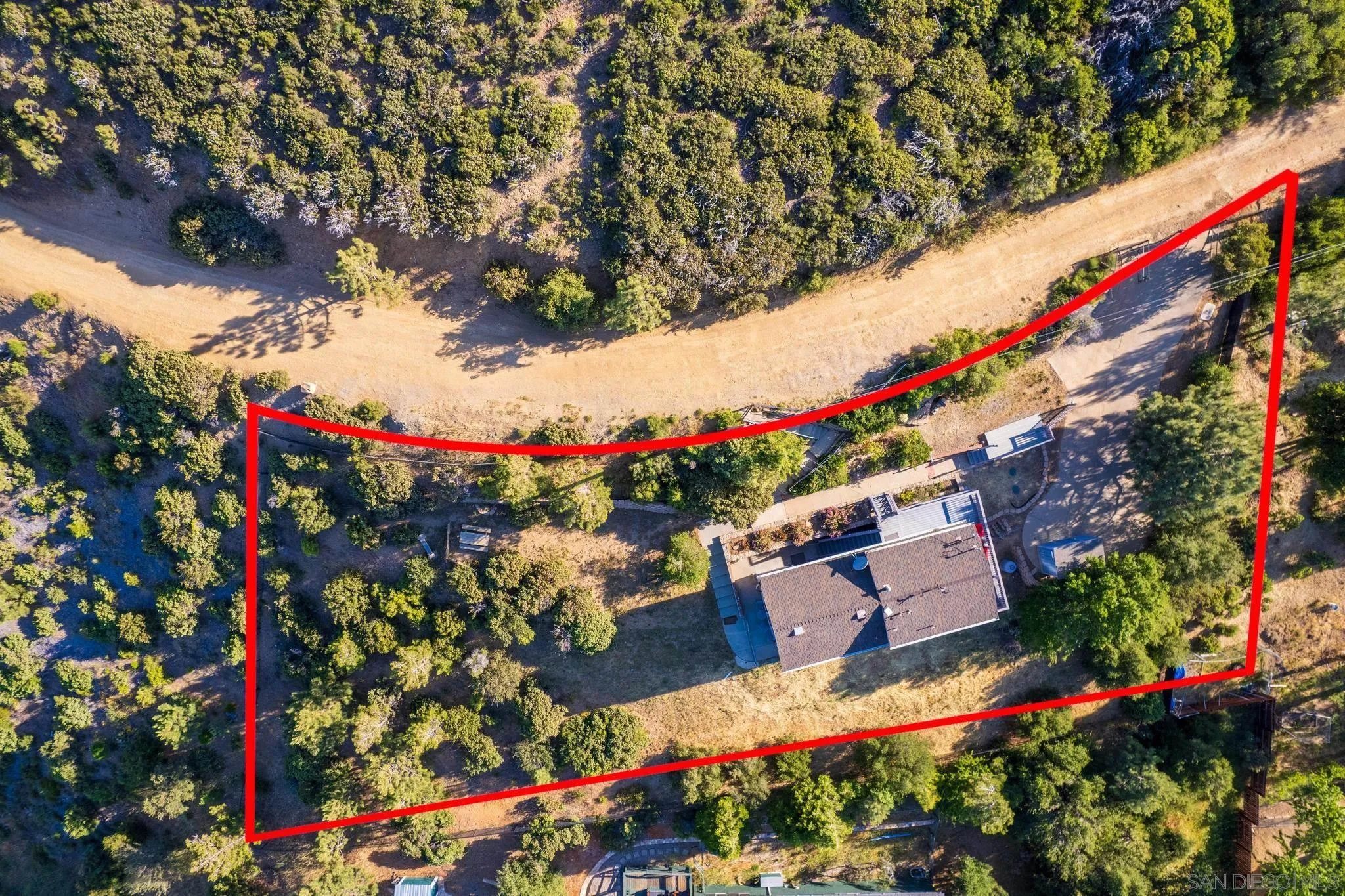 555 Manzanita Dr