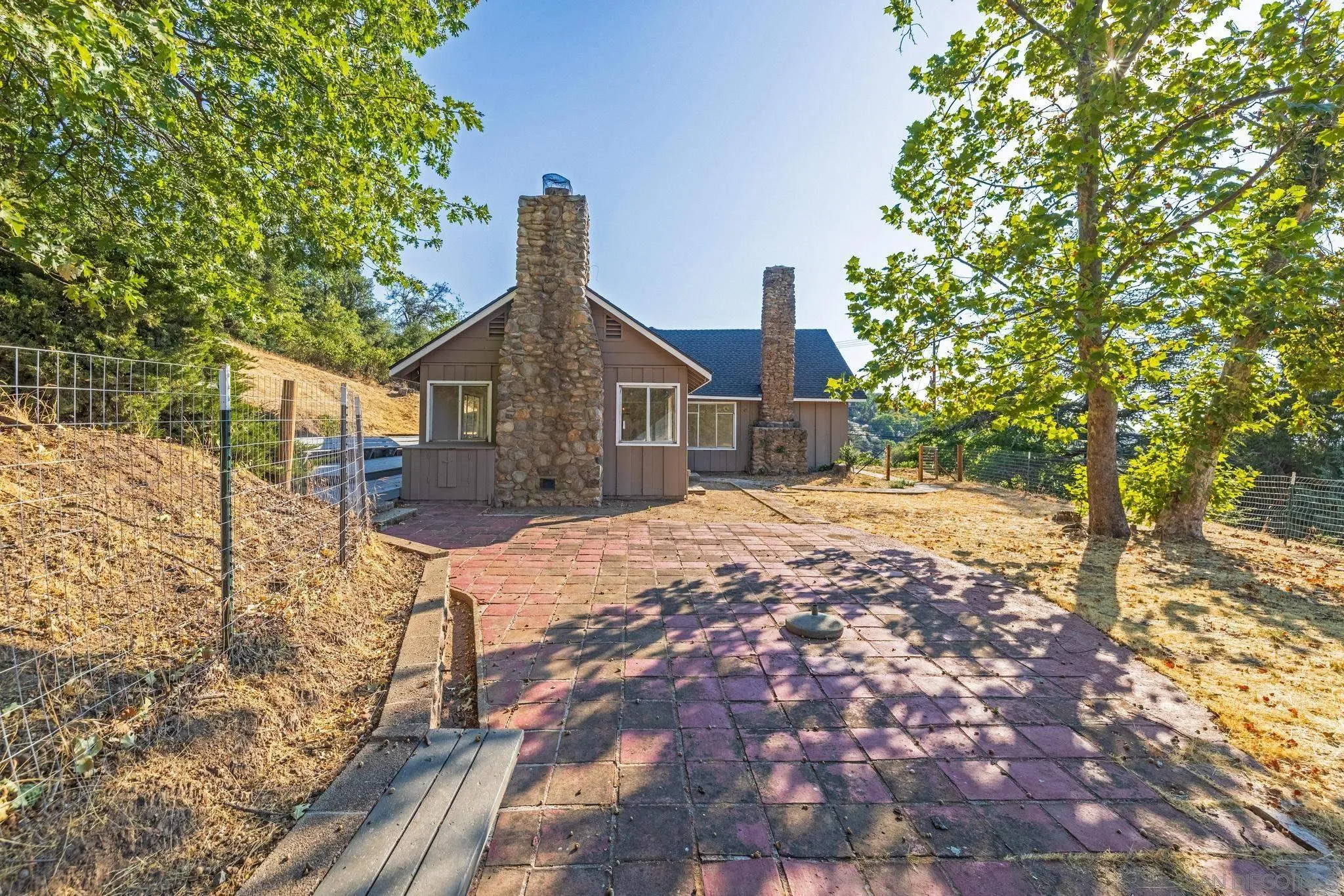 3869 Pine Hills Rd