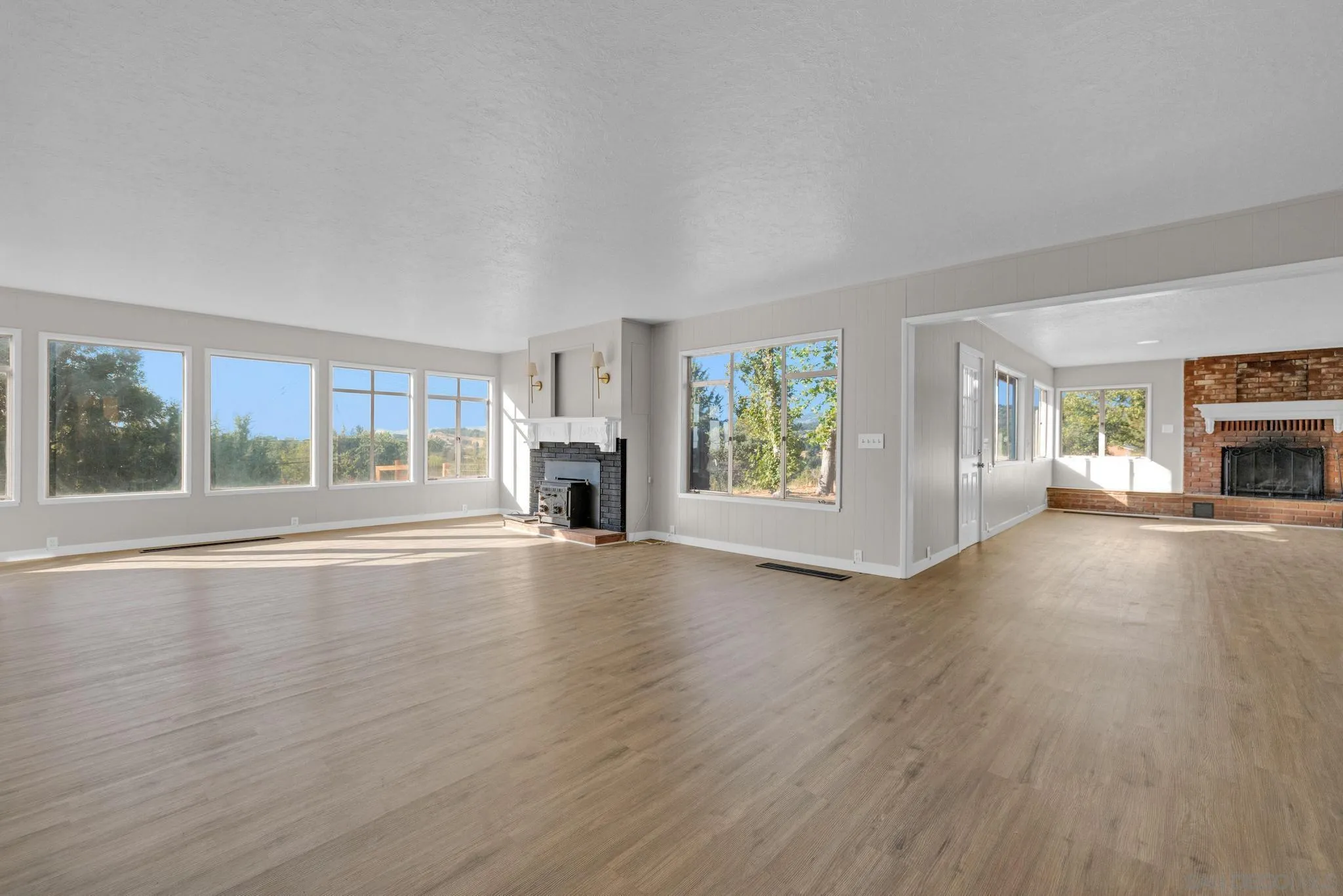 3869 Pine Hills Rd
