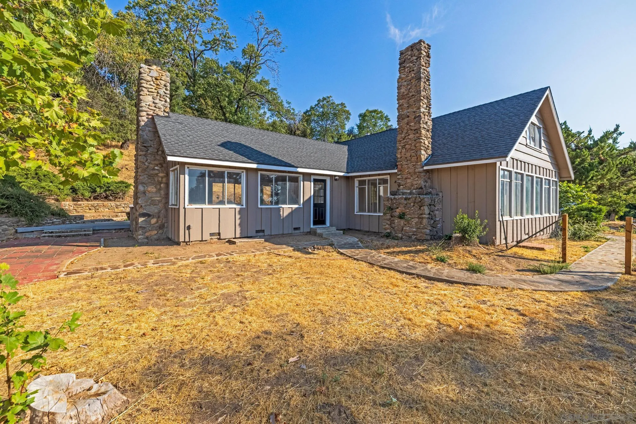 3869 Pine Hills Rd