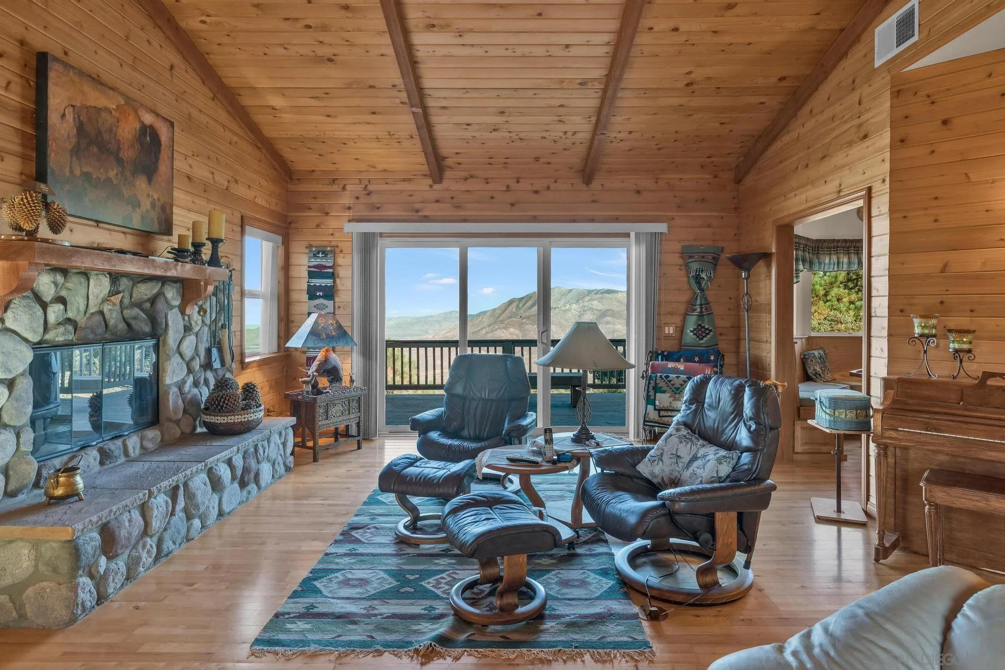 3131 Pheasant Dr