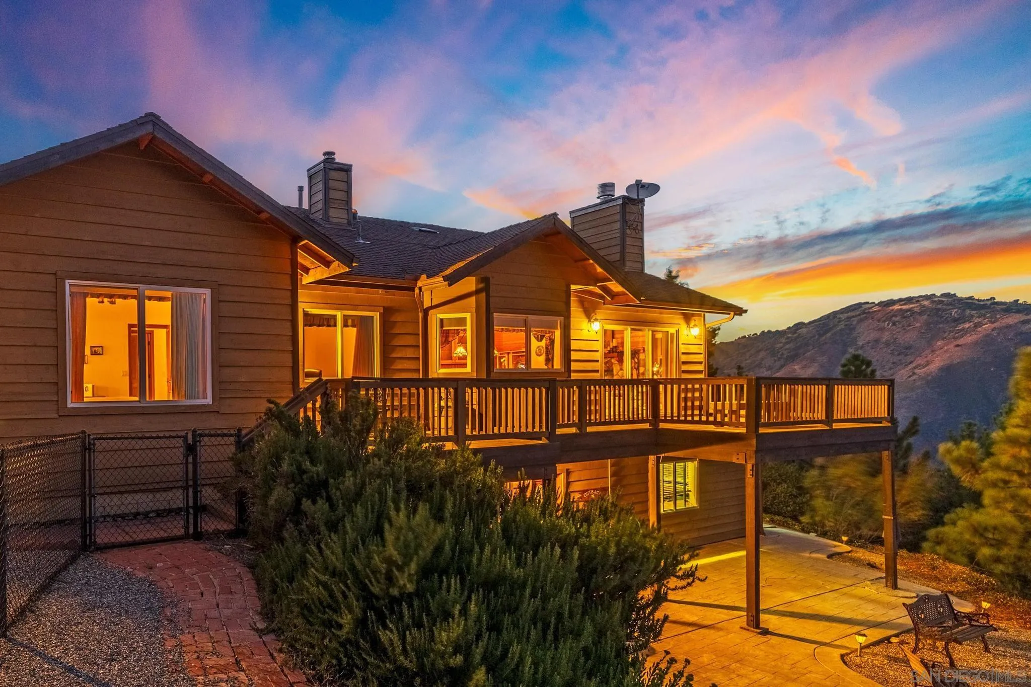3131 Pheasant Dr