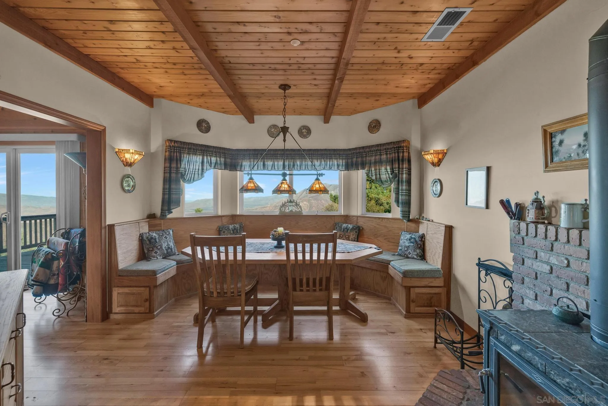 3131 Pheasant Dr