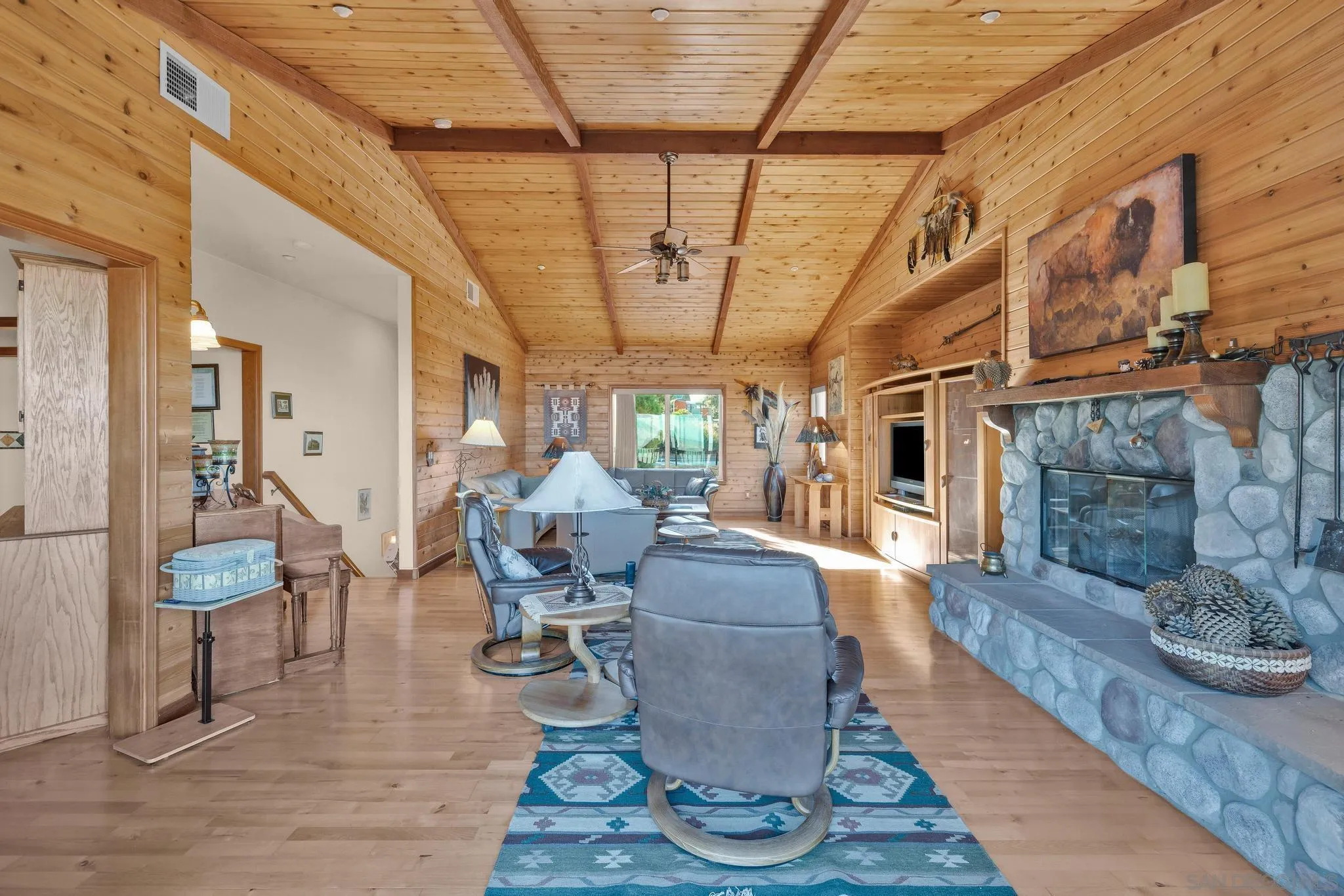 3131 Pheasant Dr