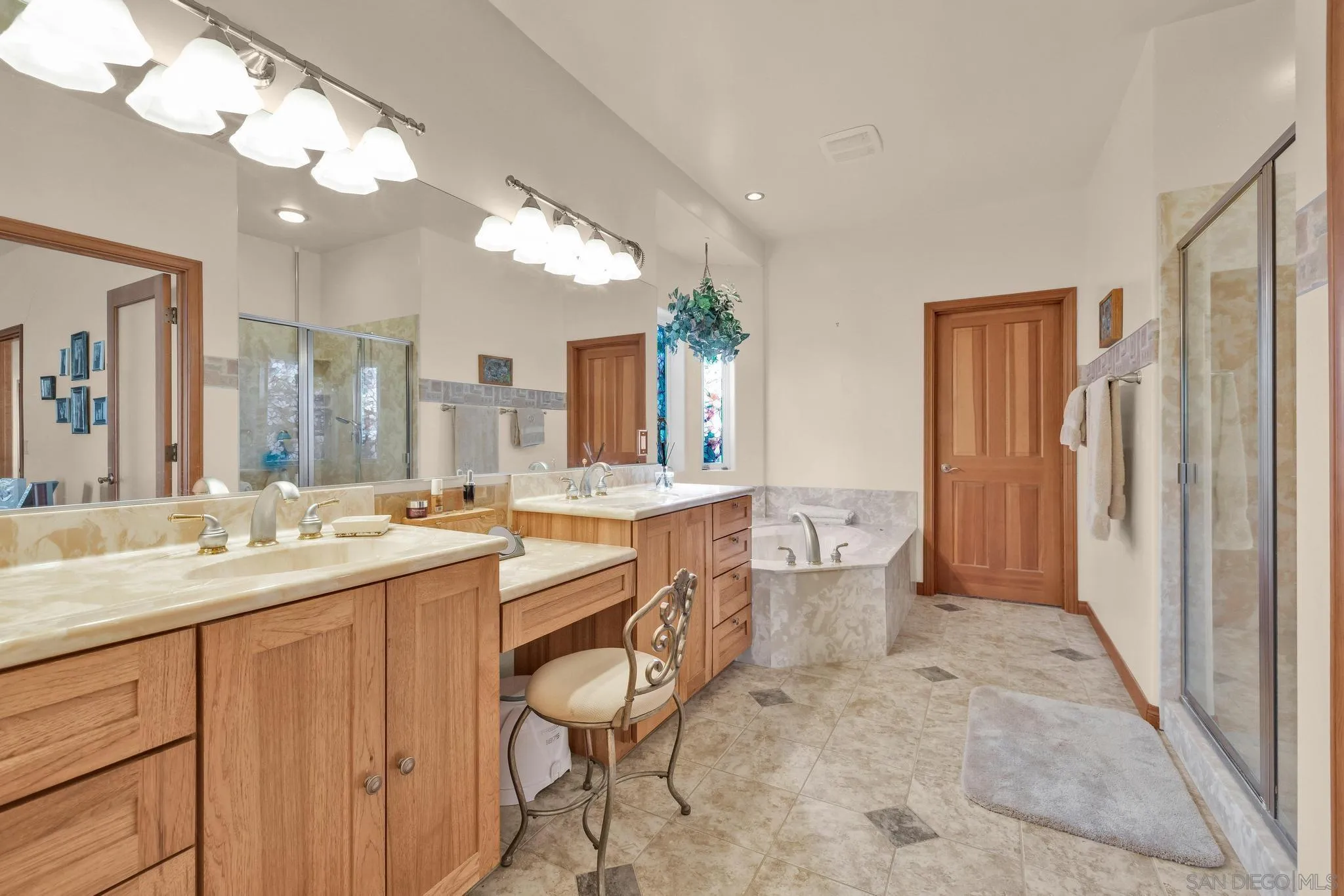 3131 Pheasant Dr