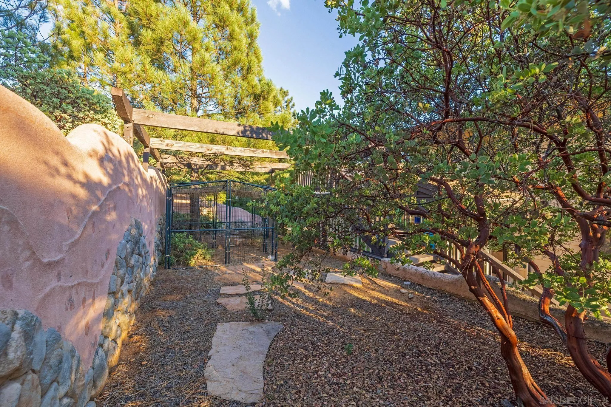5222 Pine Hills Rd