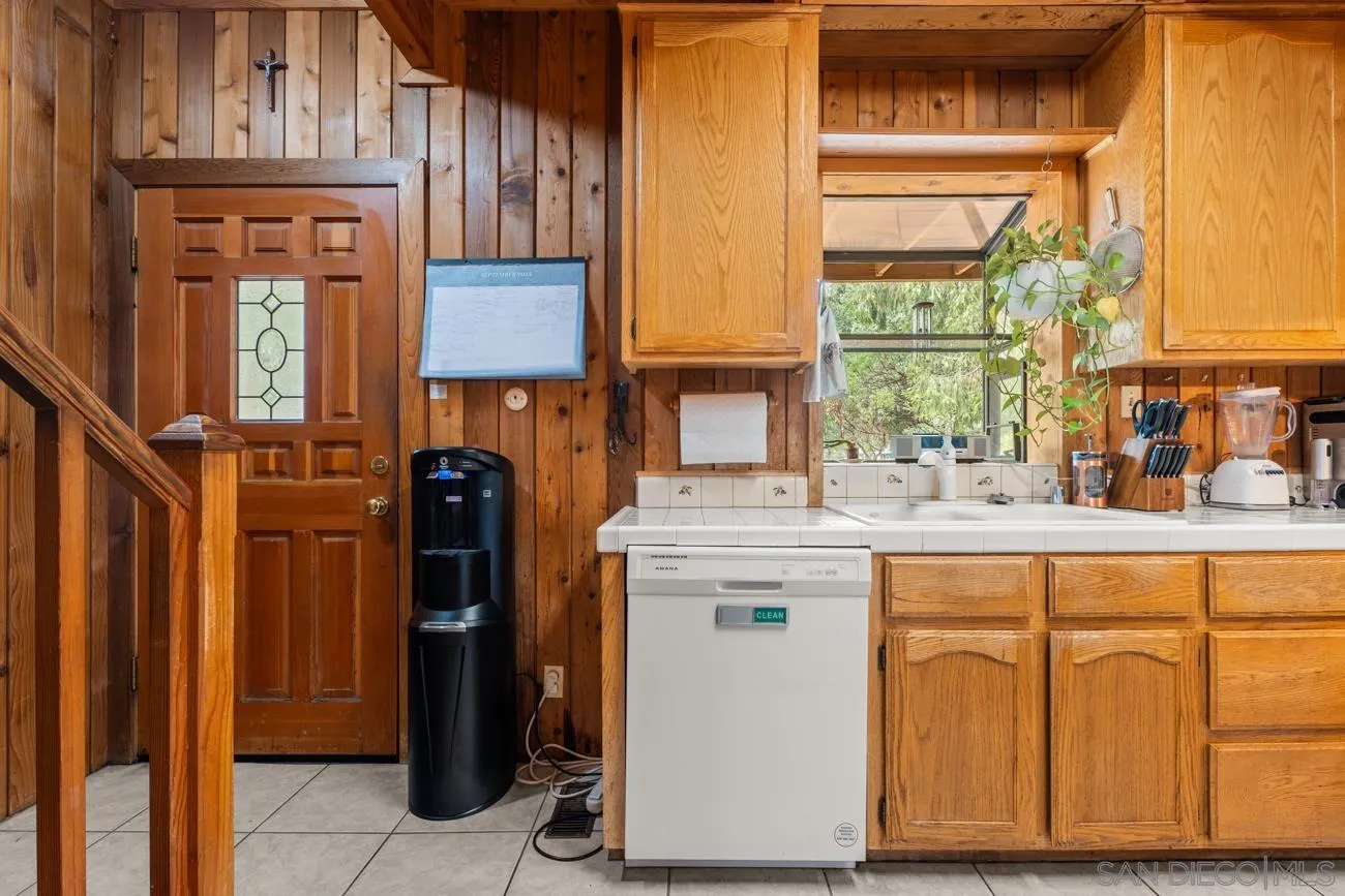 4851 Belvedere Drive