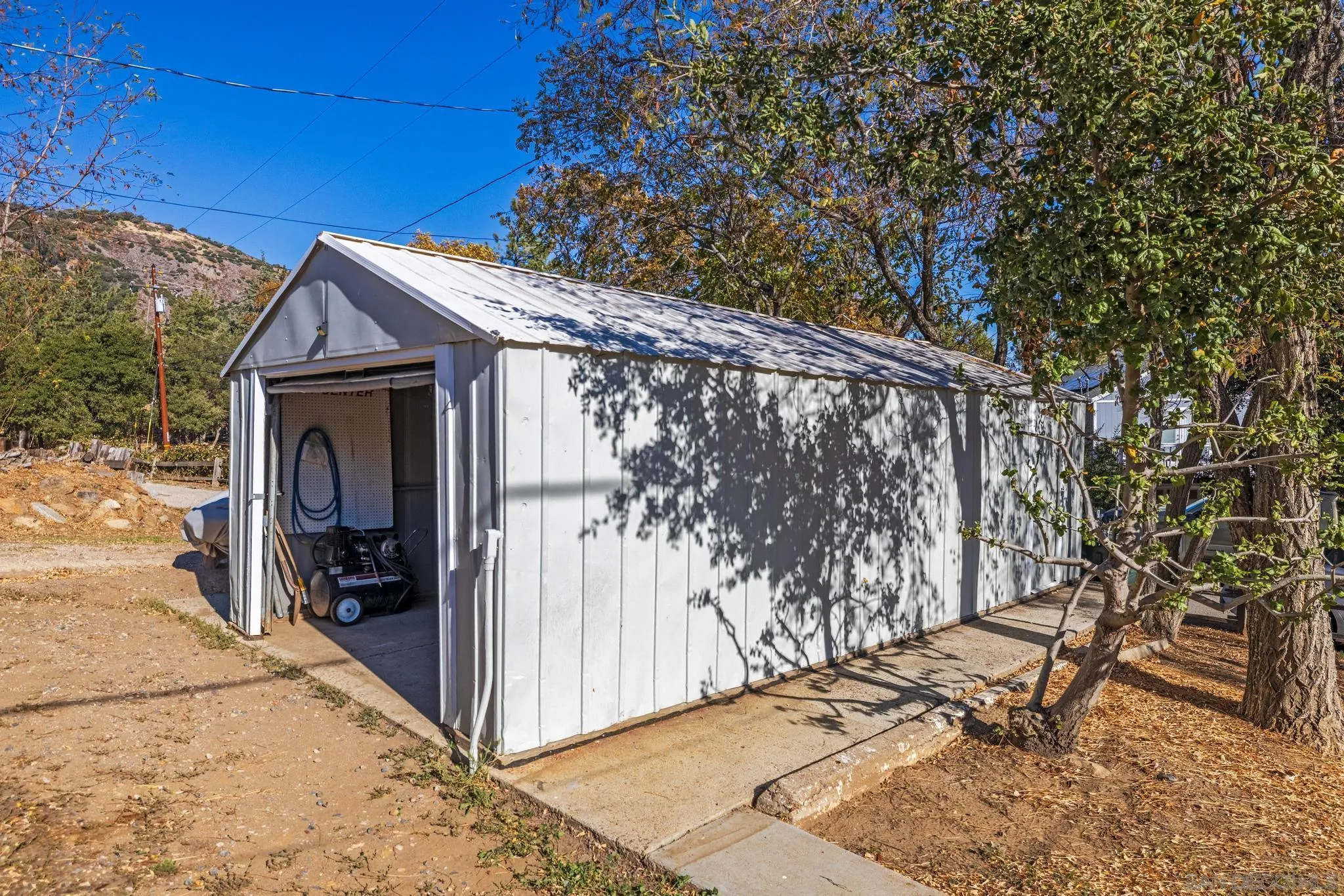 1757 Whispering Pines Rd.