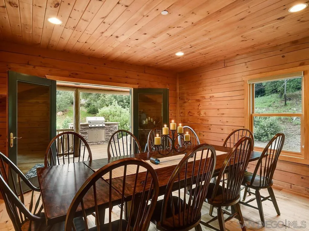 1068 W Incense Cedar Road