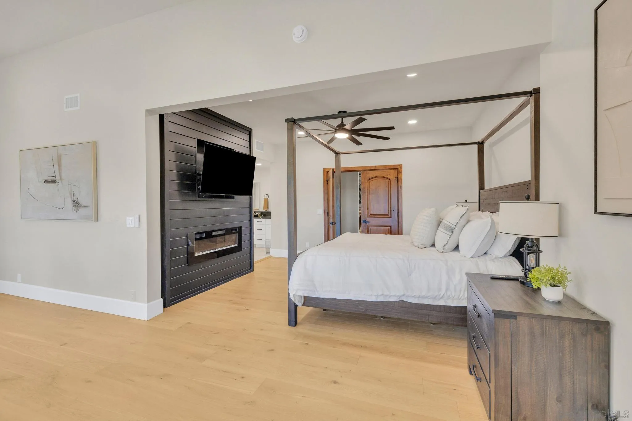1326 Farmer Rd.