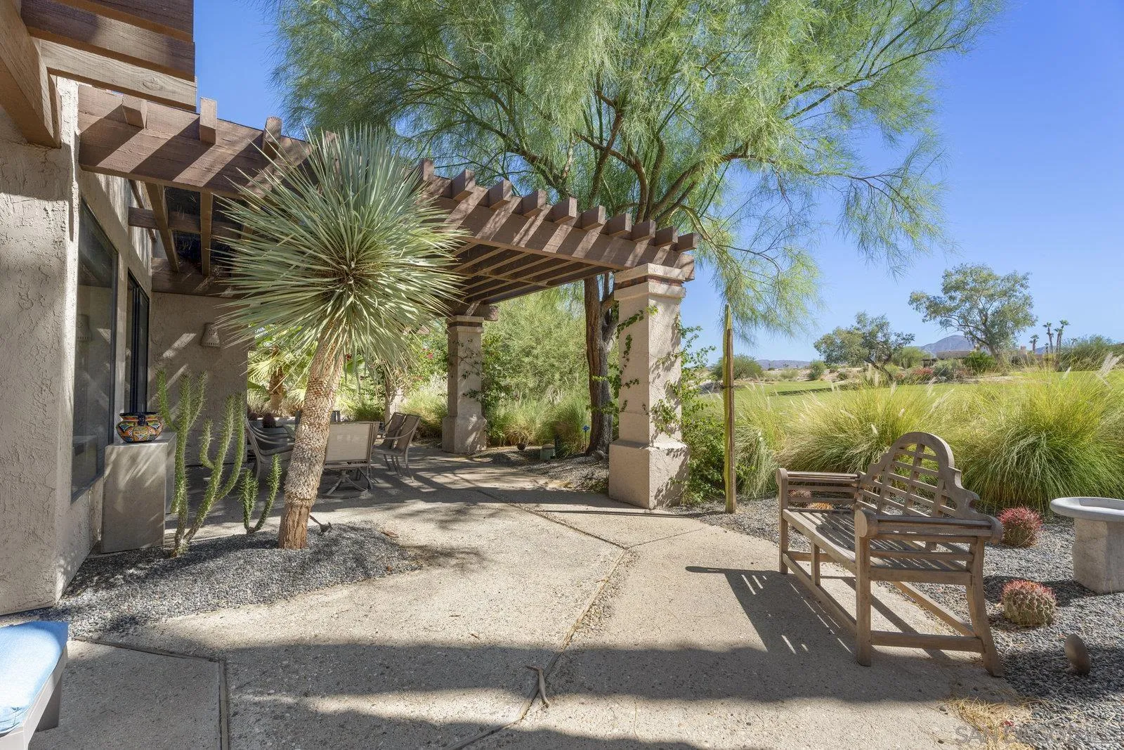 4604 Desert Vista Dr