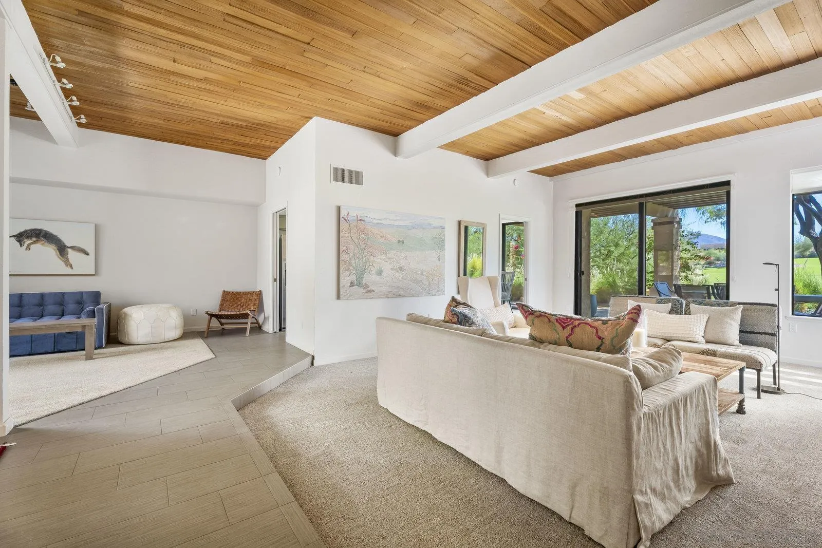 4604 Desert Vista Dr