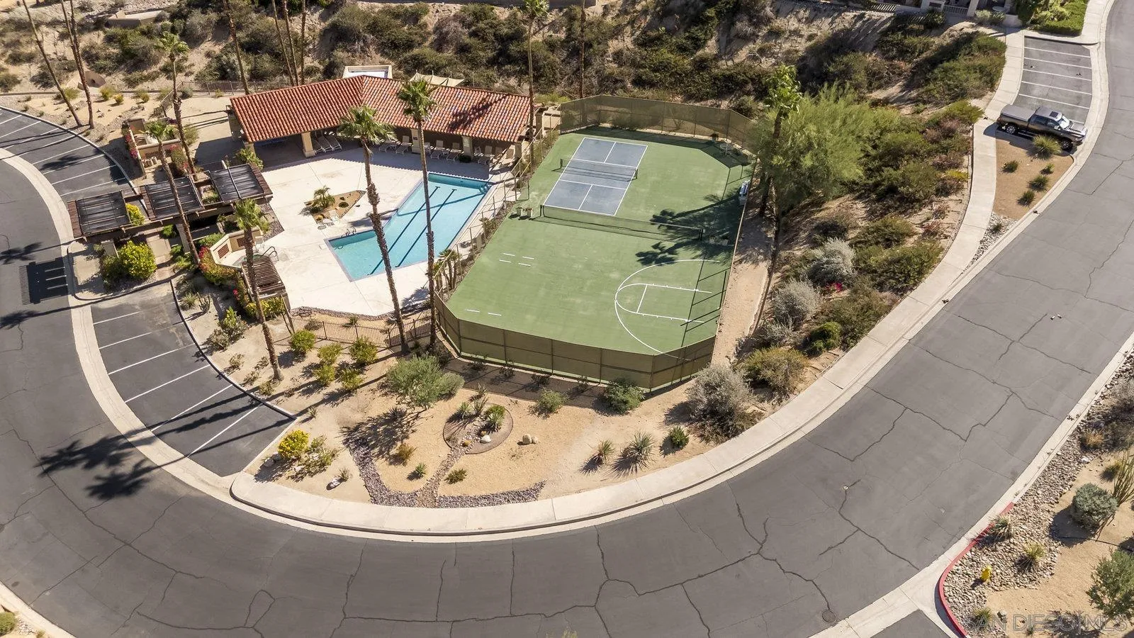 4604 Desert Vista Dr