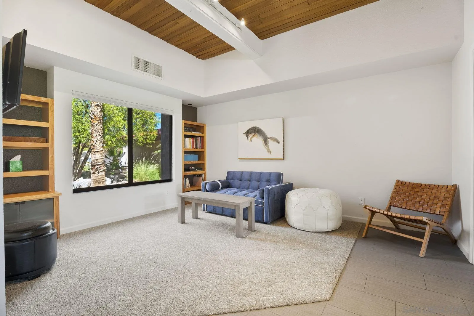 4604 Desert Vista Dr