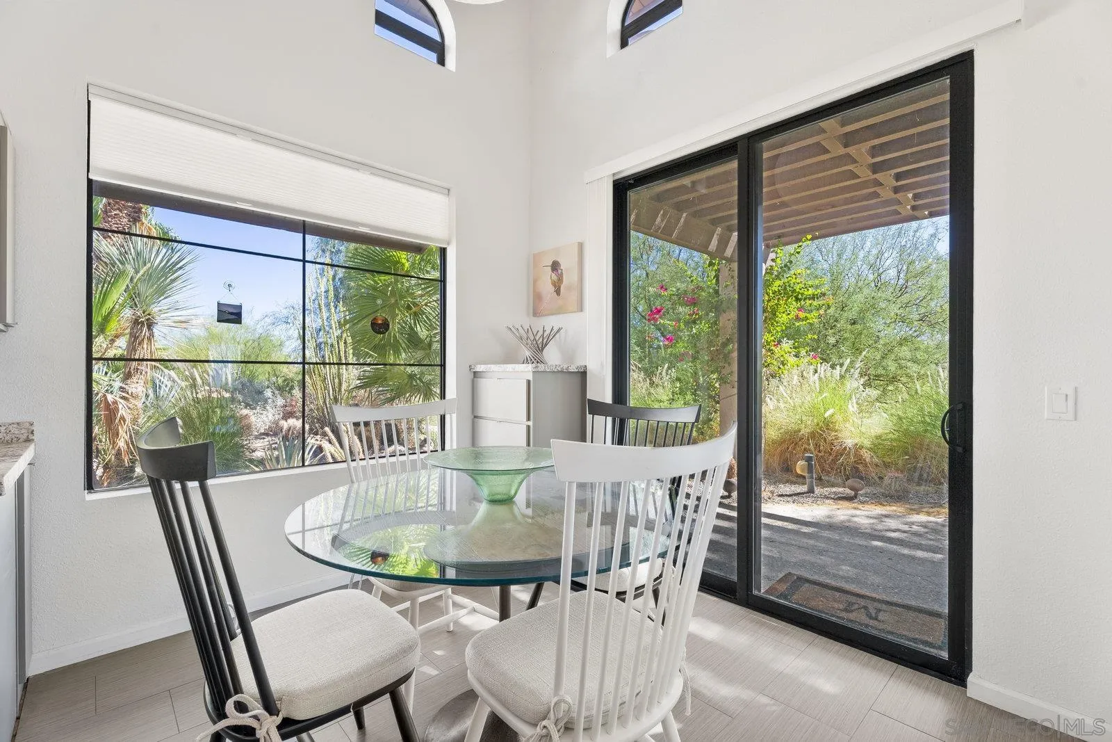 4604 Desert Vista Dr
