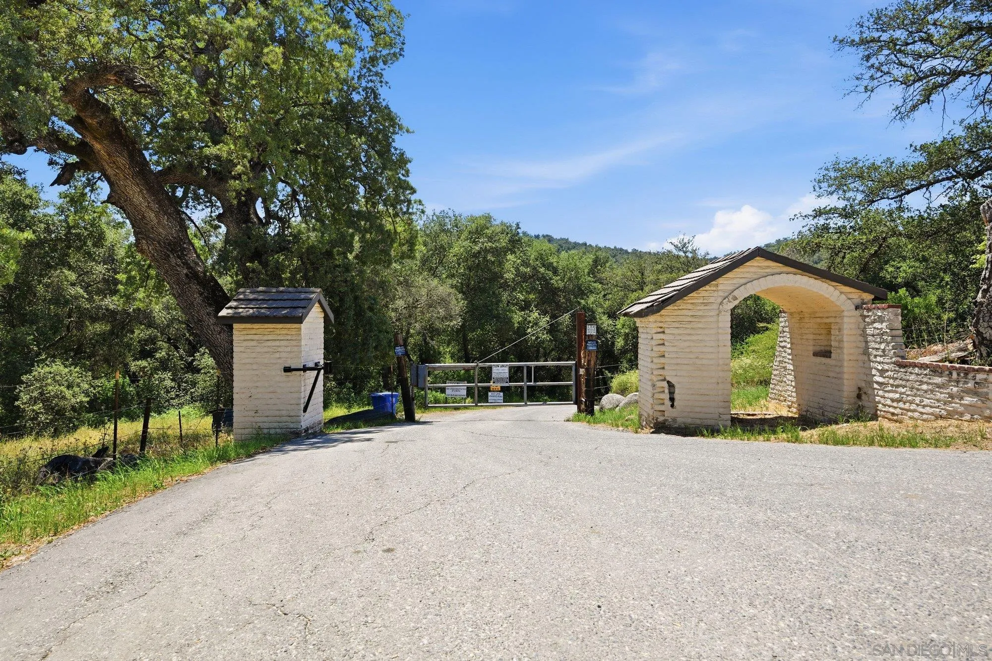 9474 Black Mountain Truck Trail