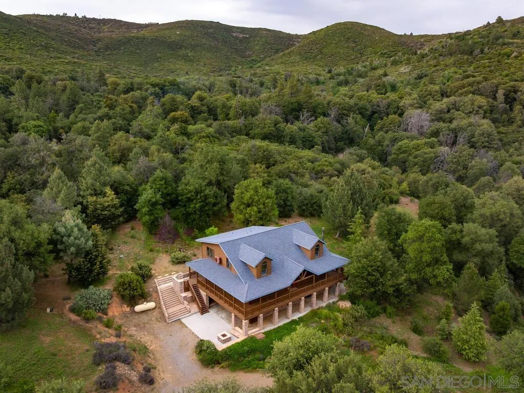 1068 W Incense Cedar Road