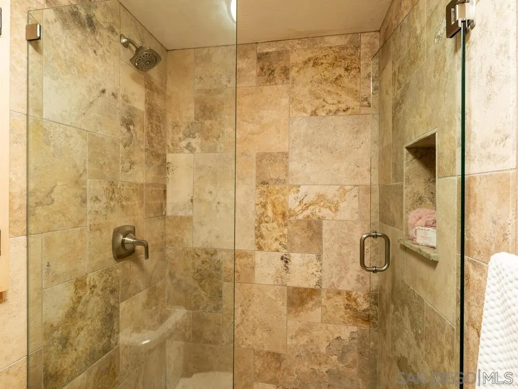 1068 W Incense Cedar Road