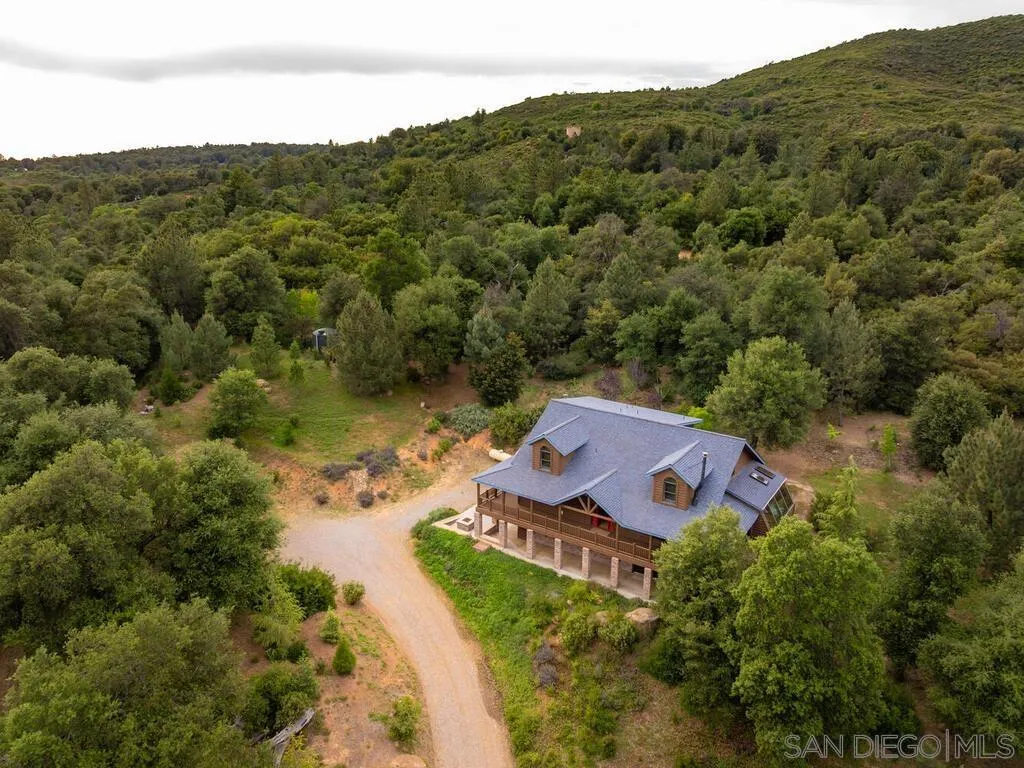 1068 W Incense Cedar Road