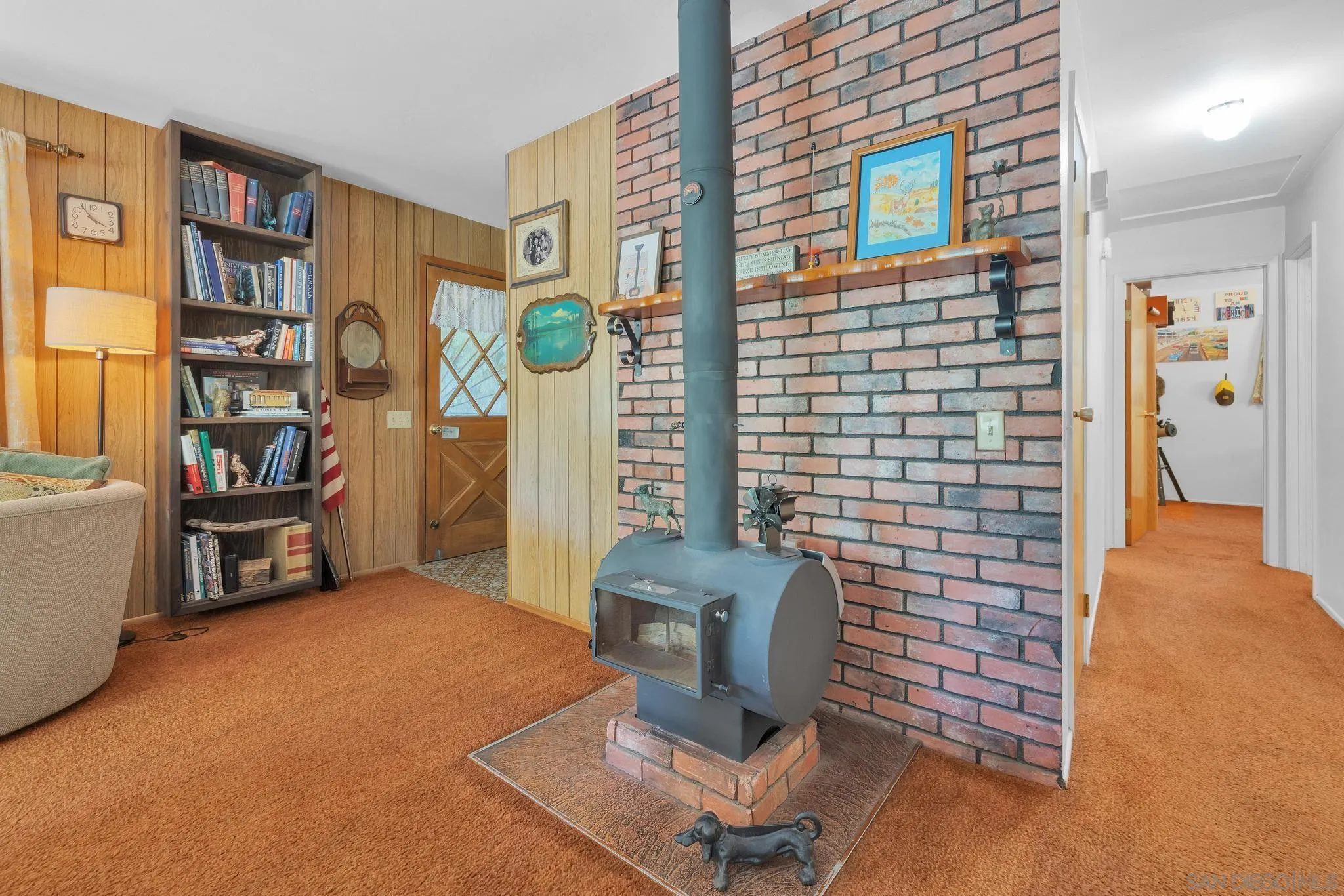 2816 Heliotrope Dr