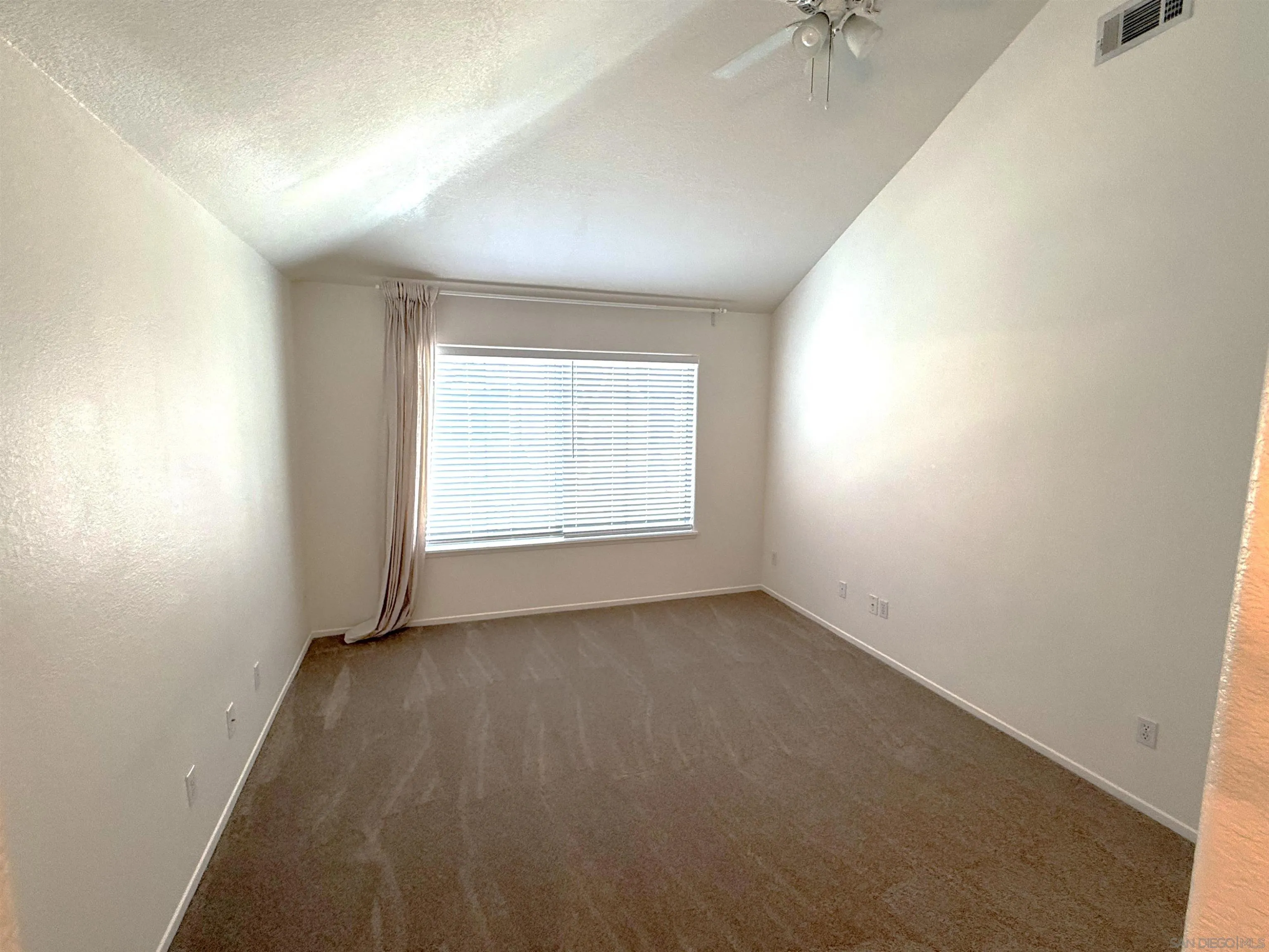 11370 Camino Playa Cancun Unit 1