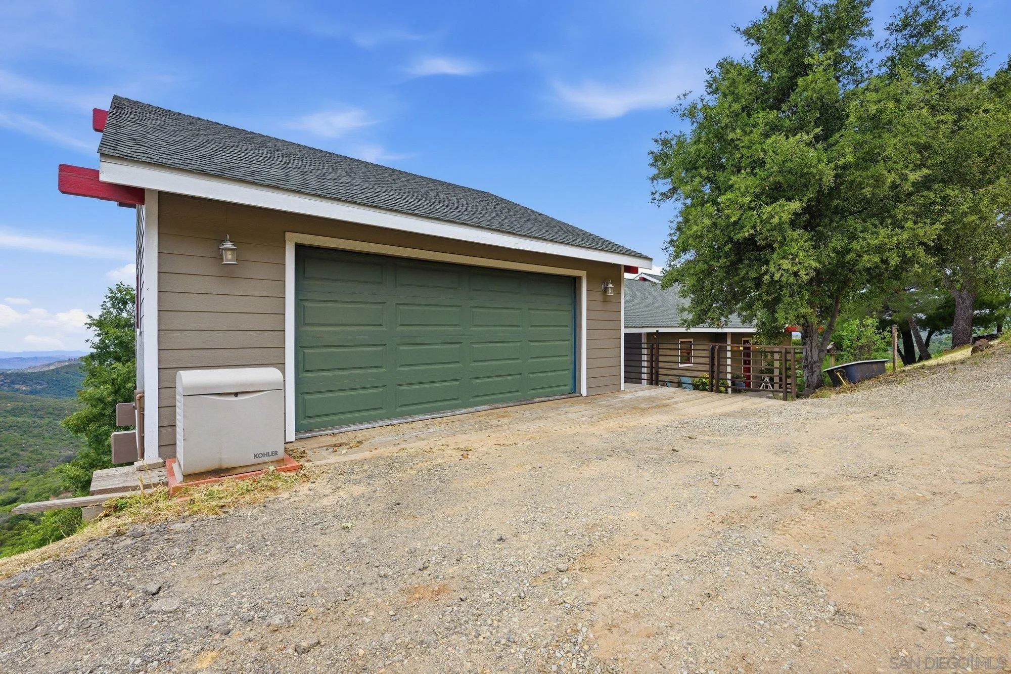 7256 Cosmit Ln