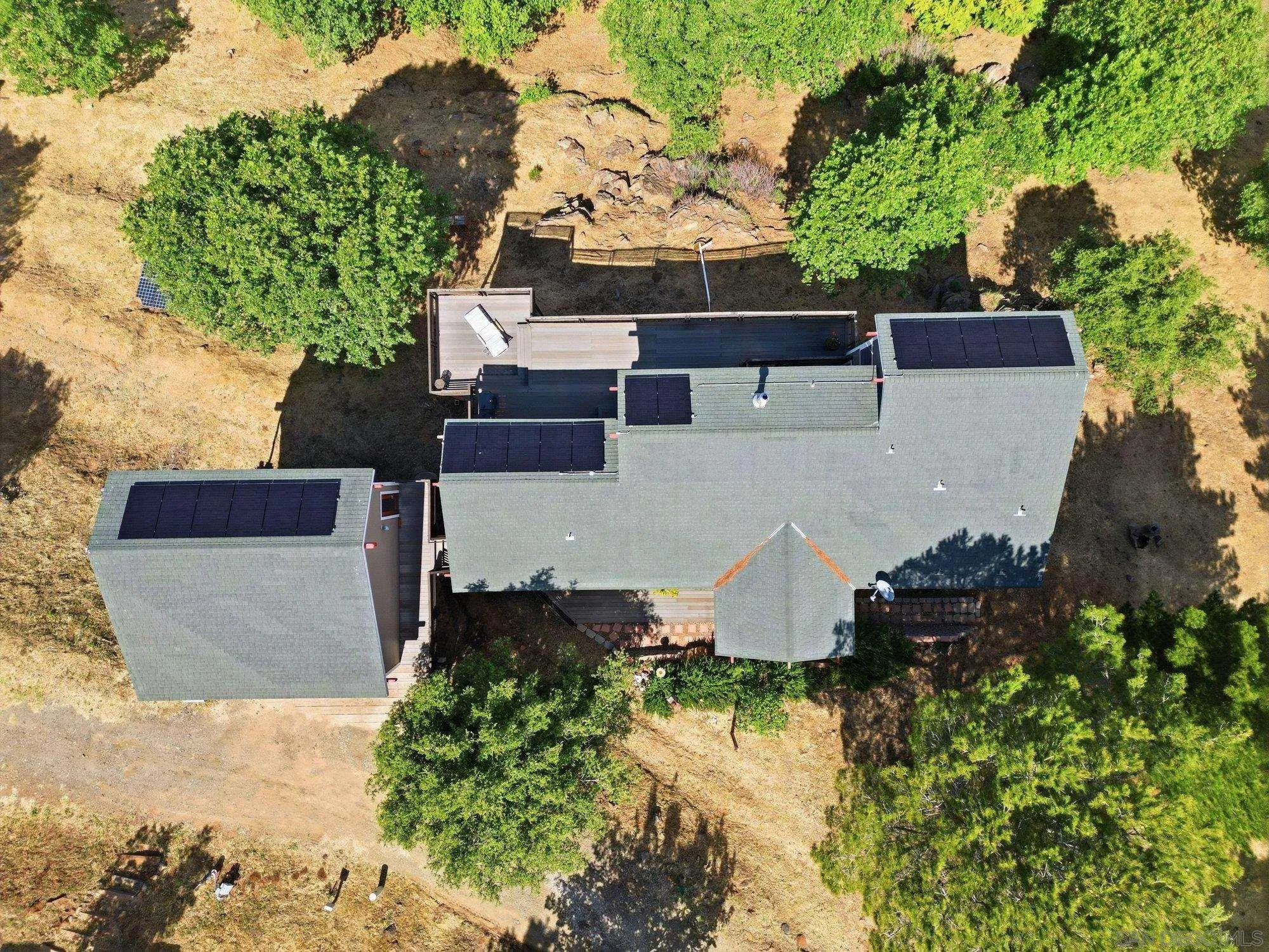 7256 Cosmit Ln